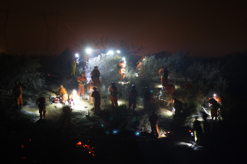 Illustration for article titled California Burning: Dramatic Photos Of Firefighters In Action